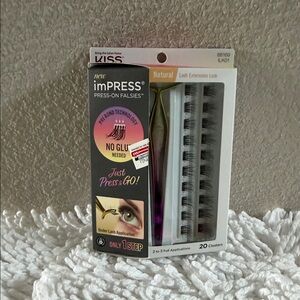 Kiss imPRESS Lash Extensions with Black Clusters